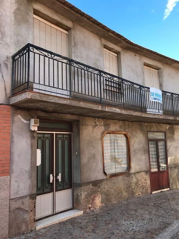 Balcony of House or chalet for sale in Alcolea de Calatrava