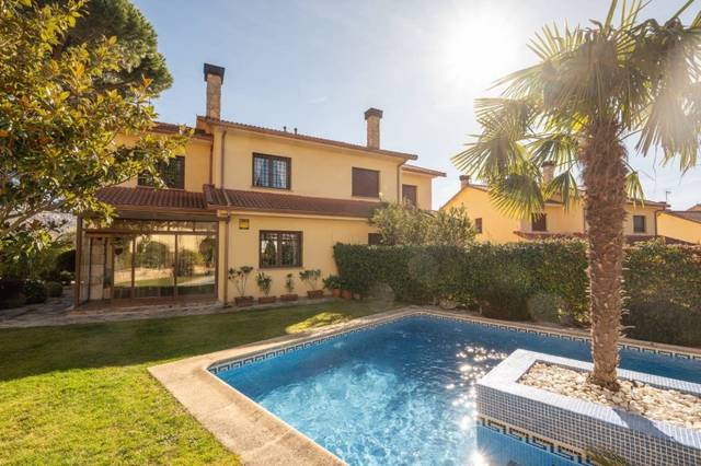 Casa-chalet en Venta en Valdemanco