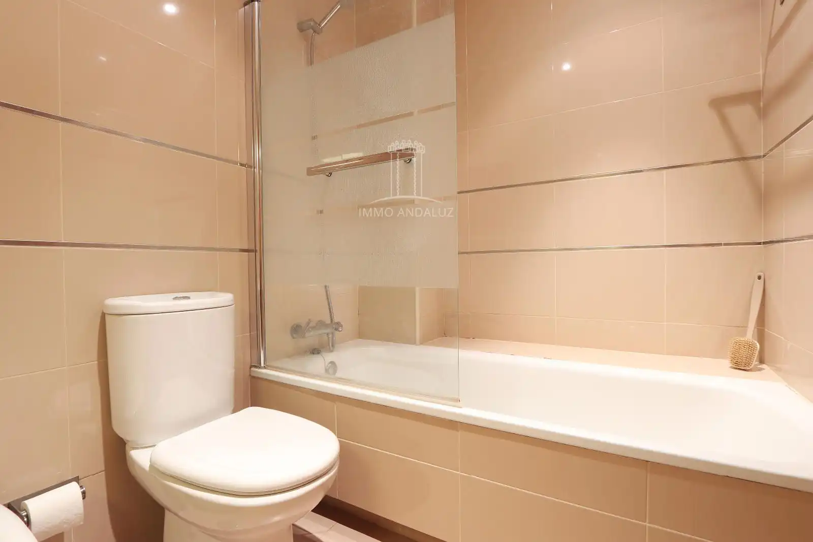 Badezimmer von Wohnung zum Verkauf in Conil de la Frontera mit Klimaanlage, Heizung und Terrasse