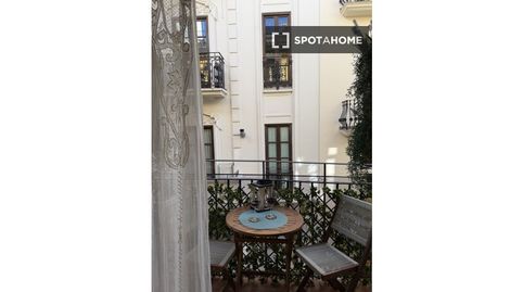 Foto 5 de Piso de alquiler en Sant Francesc, Valencia Capital