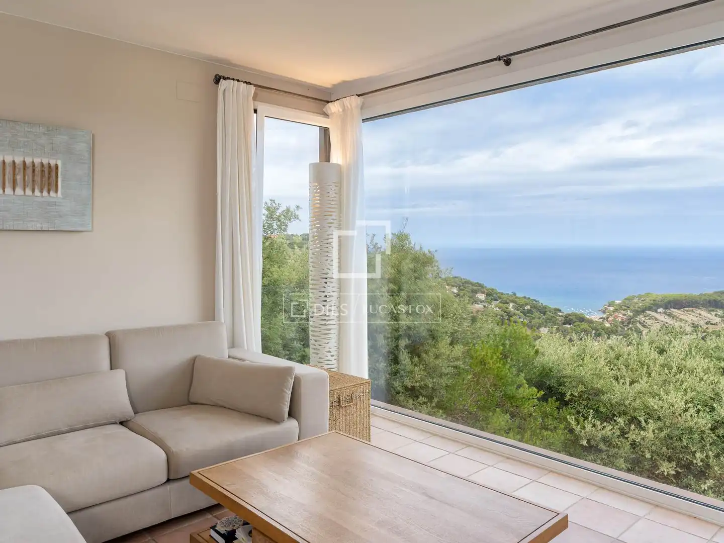 Sala d'estar de Casa o xalet en venda en Begur amb Aire condicionat, Calefacció i Jardí privat