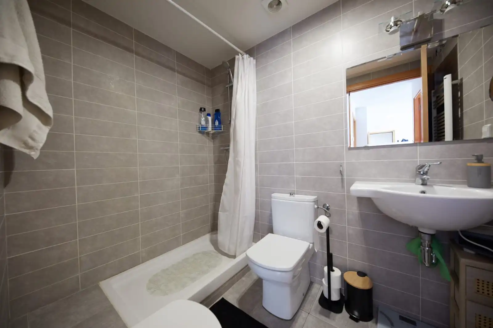 Baño de Piso en venta en La Pobla de Cérvoles con Calefacción, Parquet y Balcón