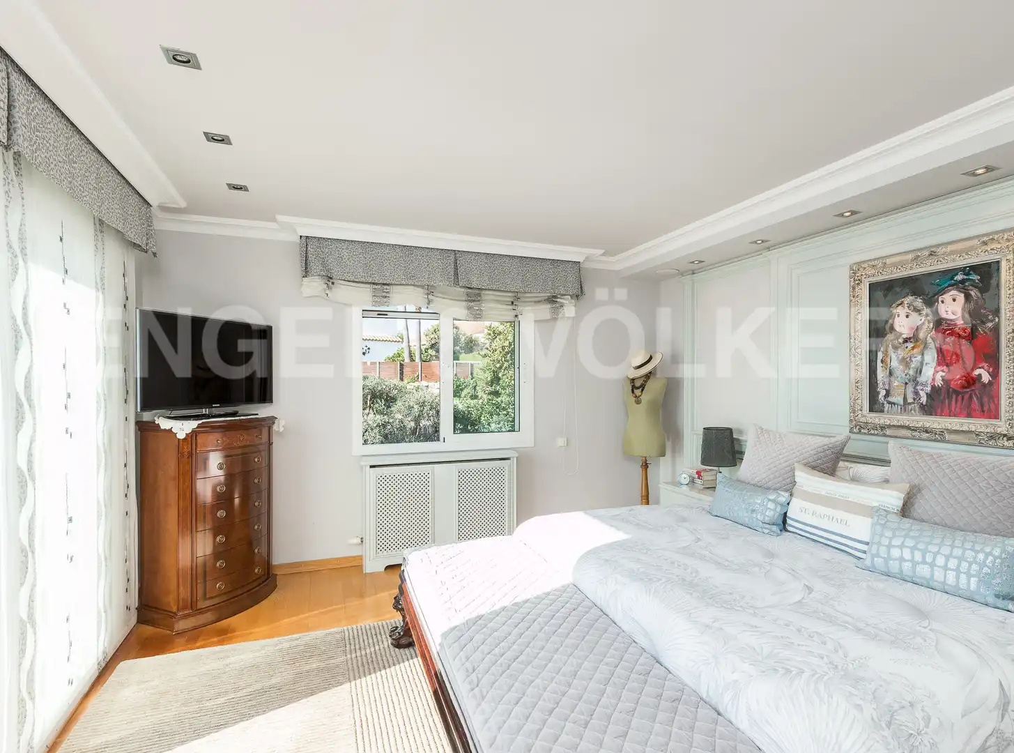 Habitación de Casa o chalet en venta en Alella con Aire acondicionado, Calefacción y Jardín privado