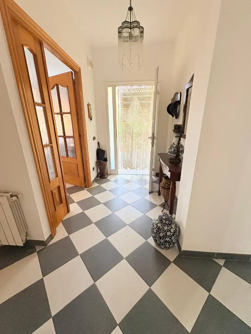 Casa con terraza en venta en Avinguda de Piera, imagen 3