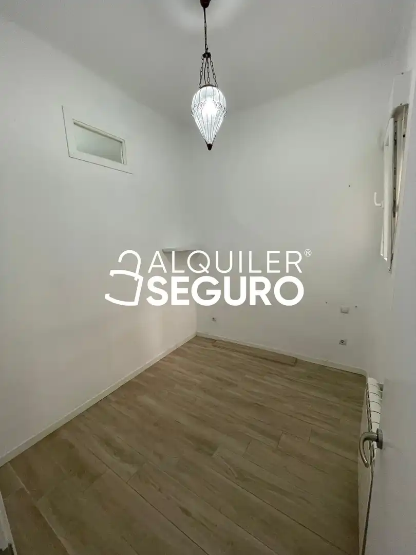 Piso de alquiler en Madrid con Calefacción