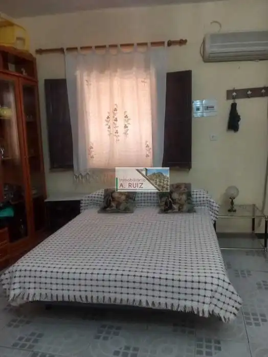 Casa amb piscina en venda a Torreblascopedro, imagen 5