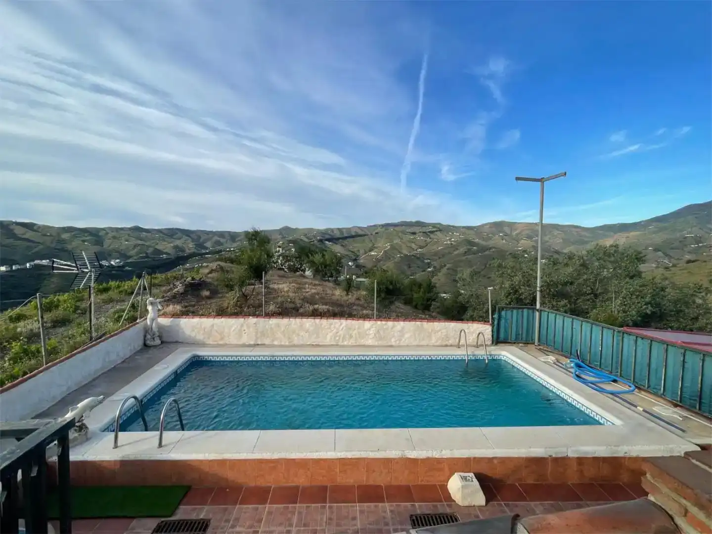 Piscina de Finca rústica en venda en El Borge amb Piscina i Balcó