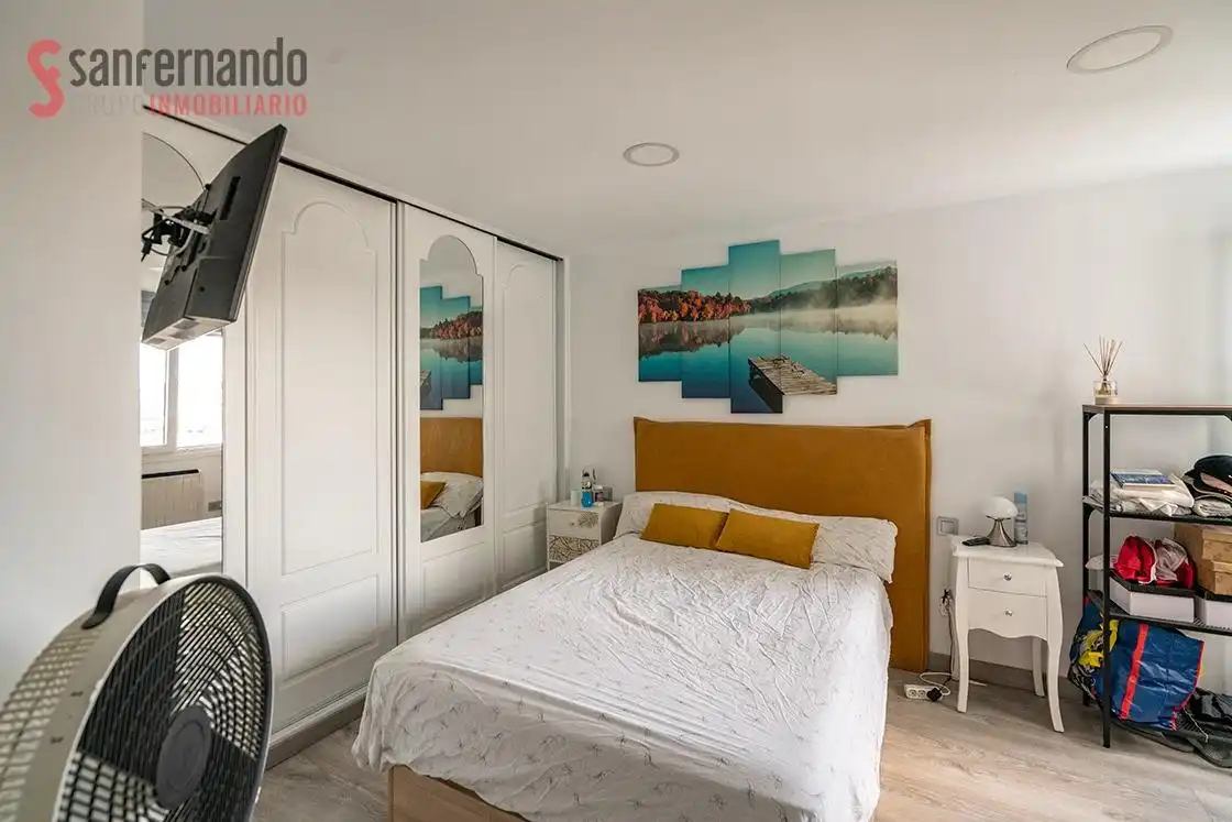 Schlafzimmer von Wohnung zum Verkauf in Santander mit Heizung und Balkon