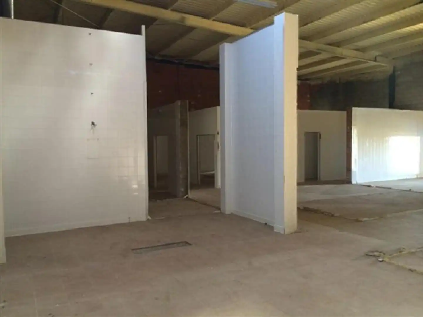 Industrial building for sale in Cabeza del Buey, imagen 3