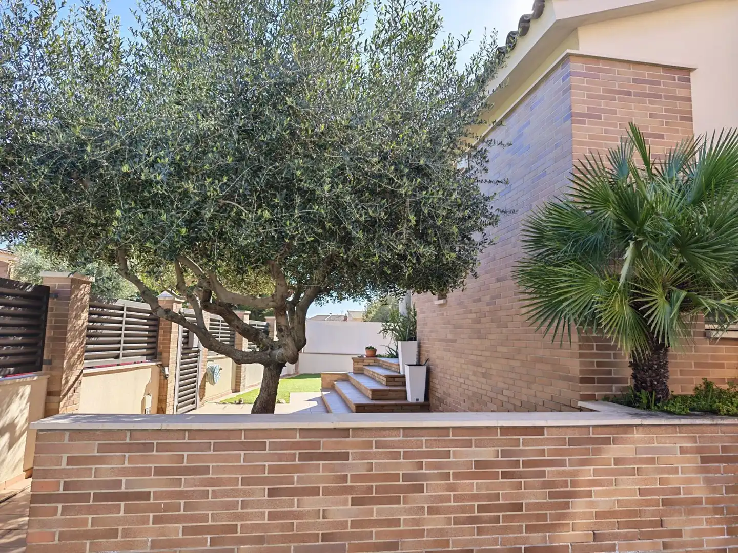 Jardí de Casa o xalet en venda en Calafell amb Aire condicionat, Calefacció i Jardí privat