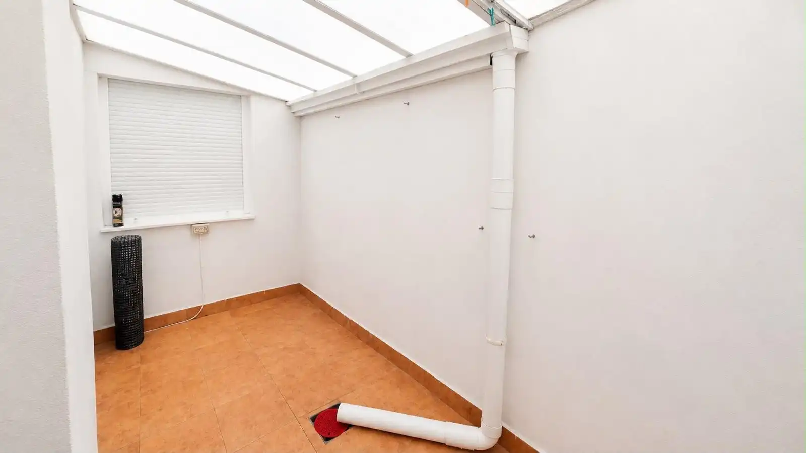 Ground floor for rent in El Molino