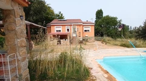 Foto 2 de Casa o xalet en venda a Calle Circular II, 388, Maello, Ávila