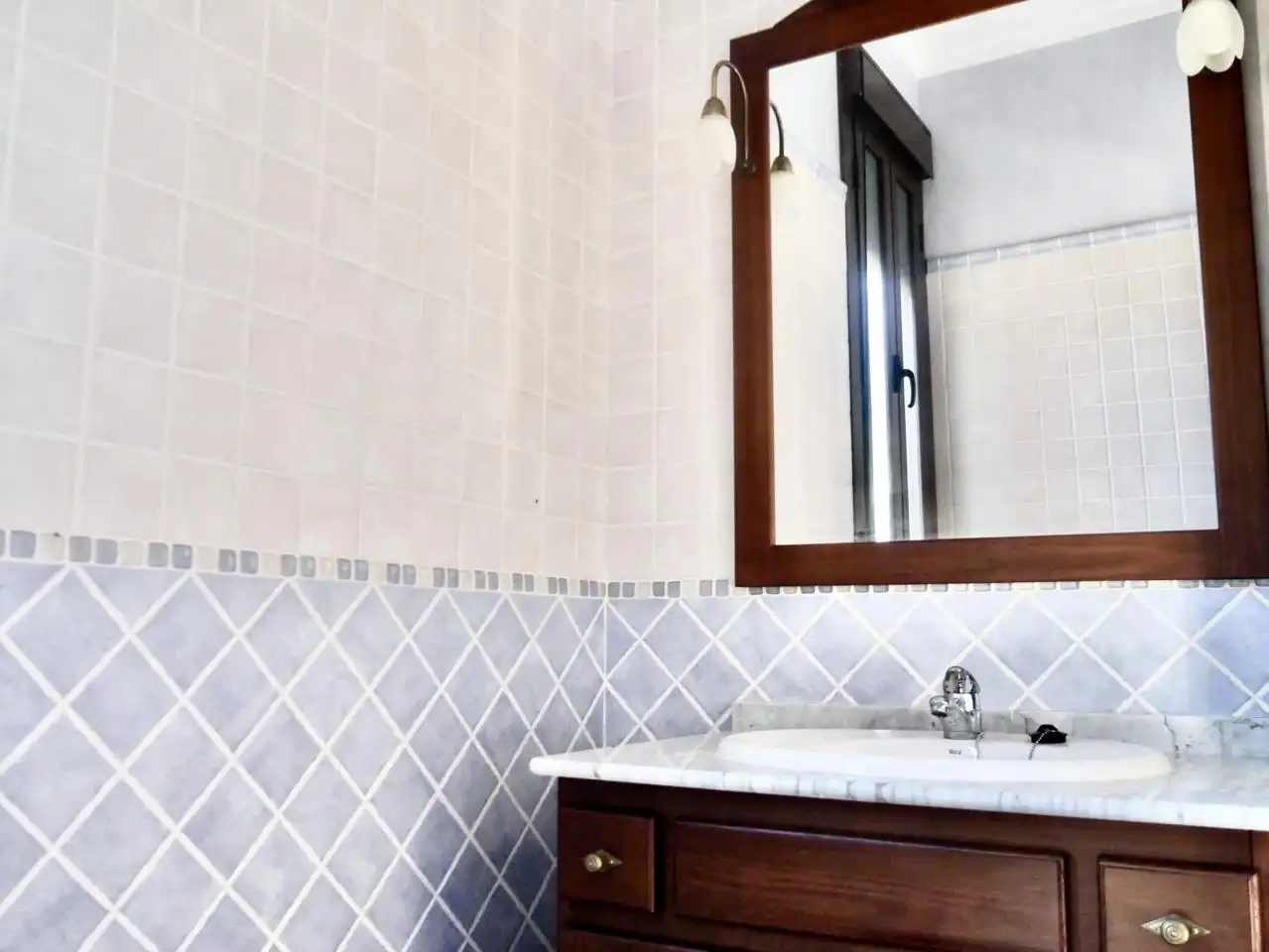 Bany de Casa o xalet en venda en Hinojos amb Jardí privat i Moblat