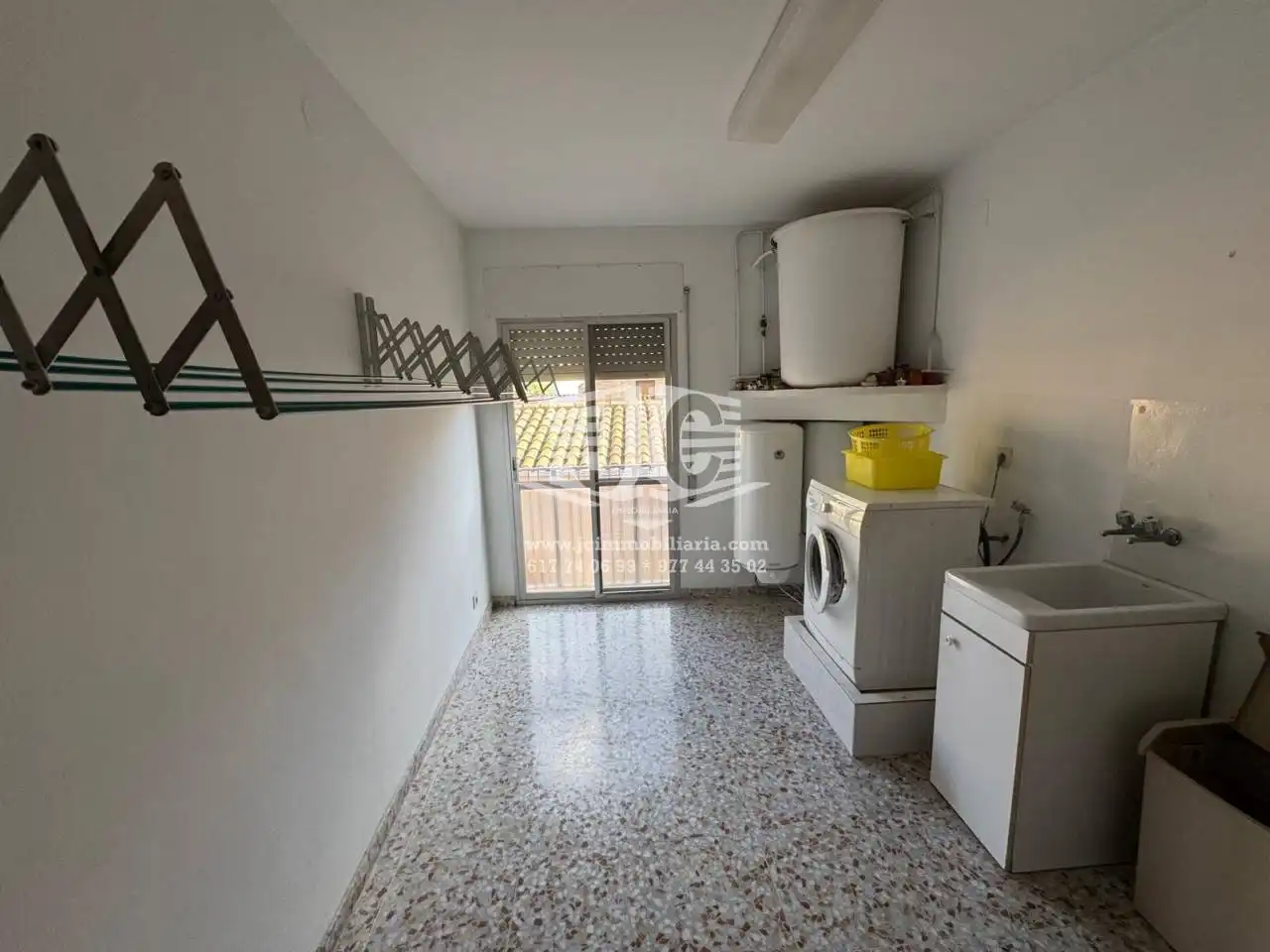 Houses for rent in Calle Tortosa, Tivenys
