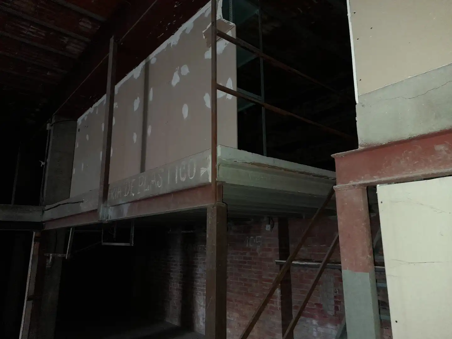 Local comercial en venta en Almirall Folch, imagen 7