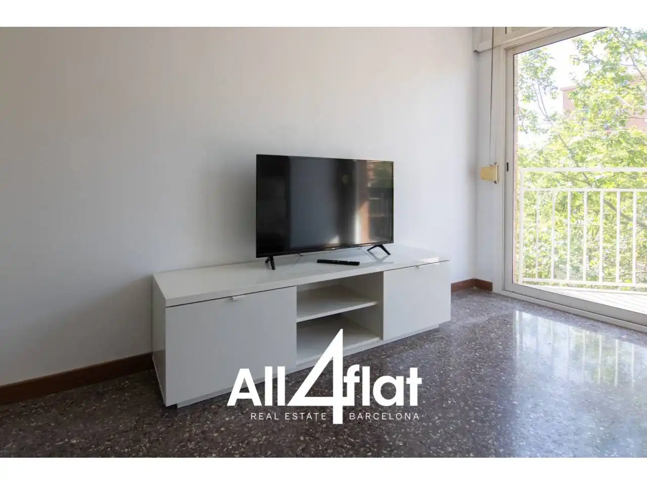 Vista exterior de Piso de alquiler en Barcelona con Calefacción, Amueblado y Balcón