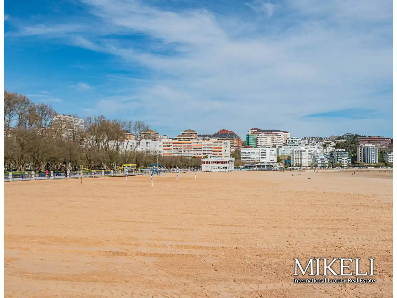 Vista exterior de Ático en venta en Santander con Aire acondicionado y Parquet