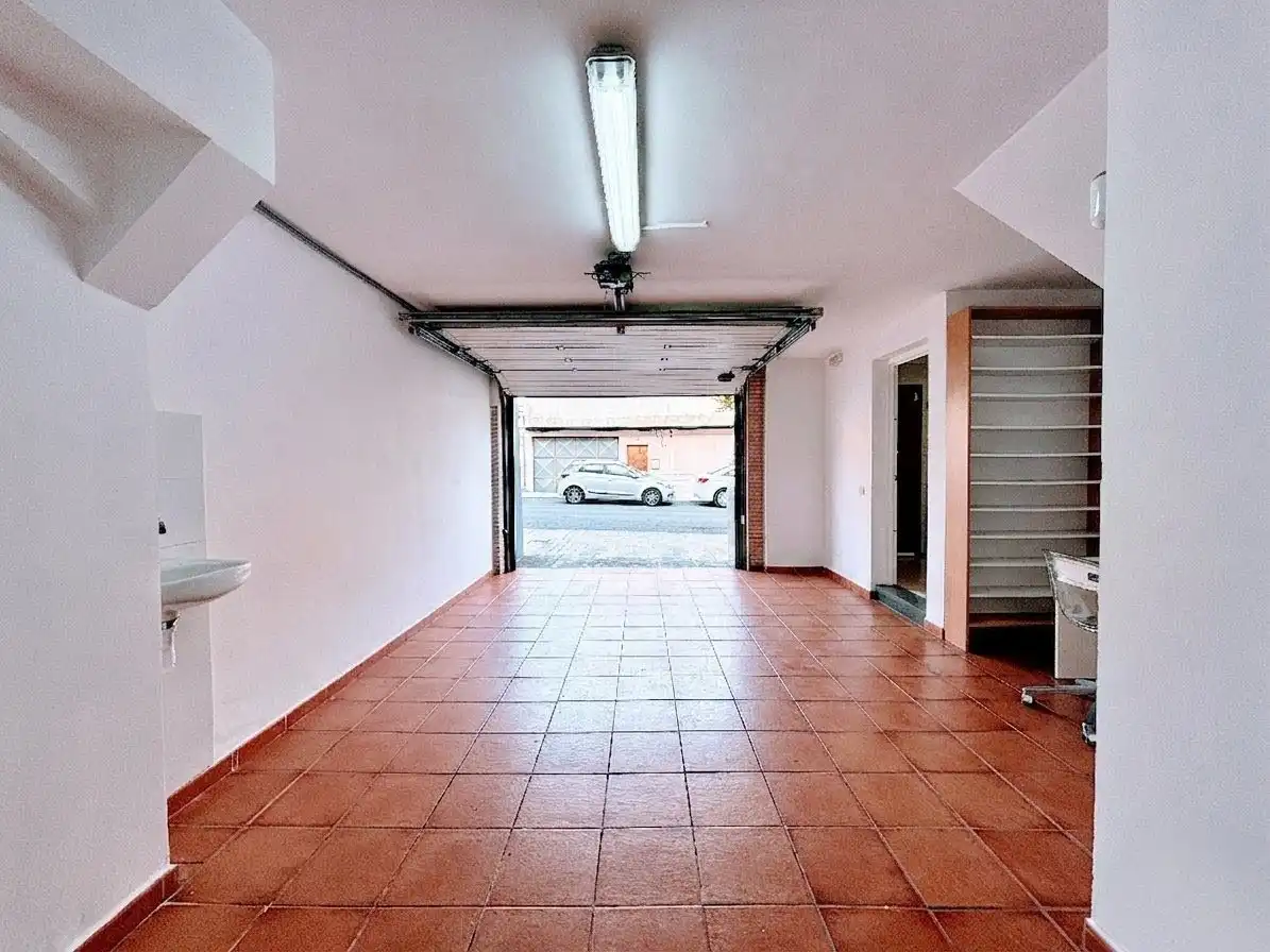Einfamilien-Reihenhaus zum Verkauf in Las Palmas de Gran Canaria mit Terrasse und Abstellraum