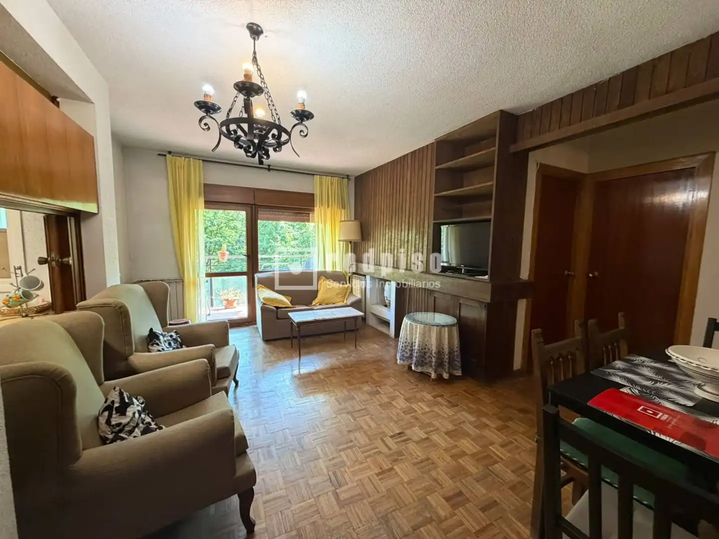 Living room of Flat for sale in Madrid  with Heating, Private garden and Parquet flooring