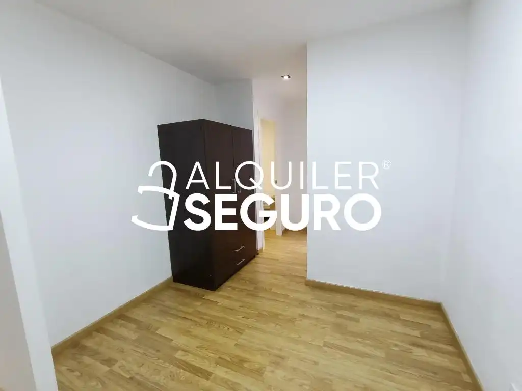 Piso de alquiler en Alfonso El Sabio, Barrio del Centro