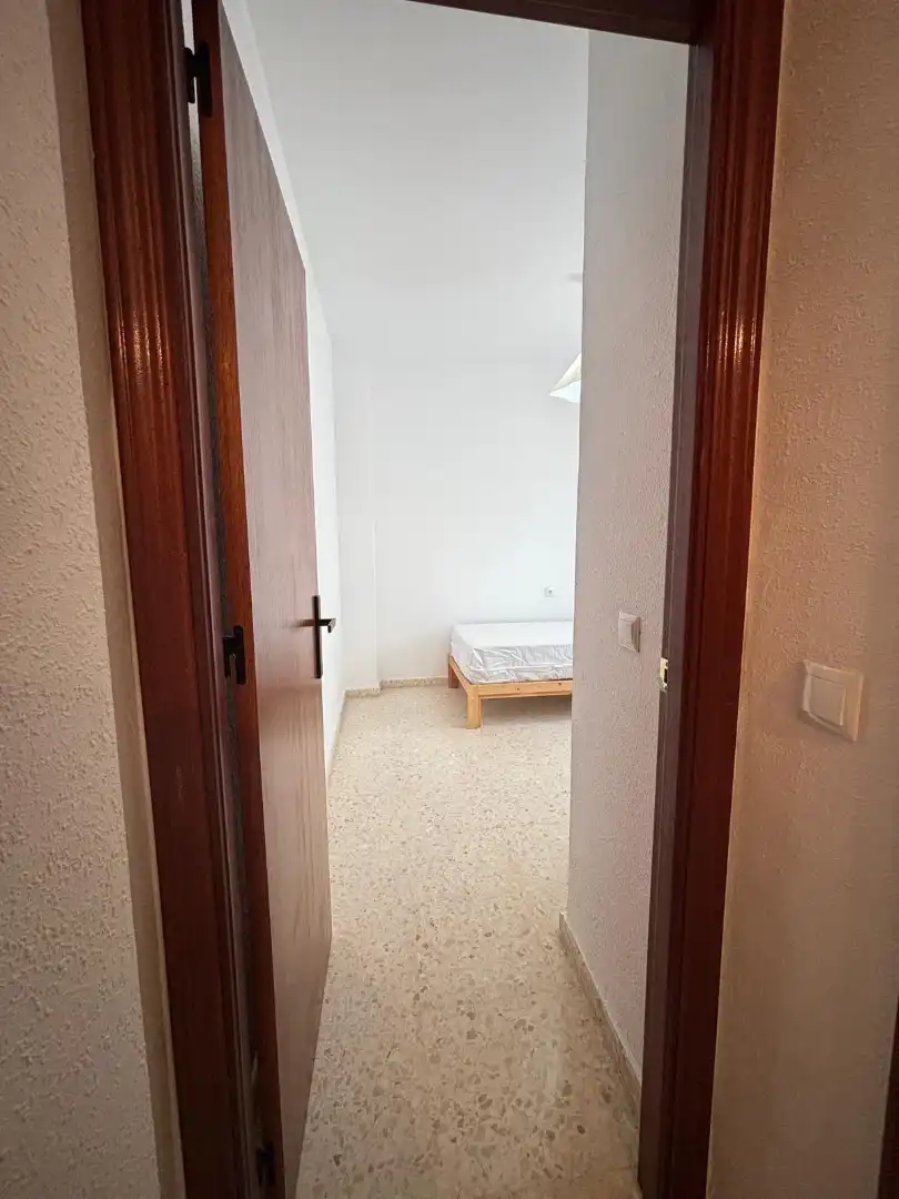 Dormitori de Pis de lloguer en Almendralejo amb Aire condicionat, Moblat i Forn