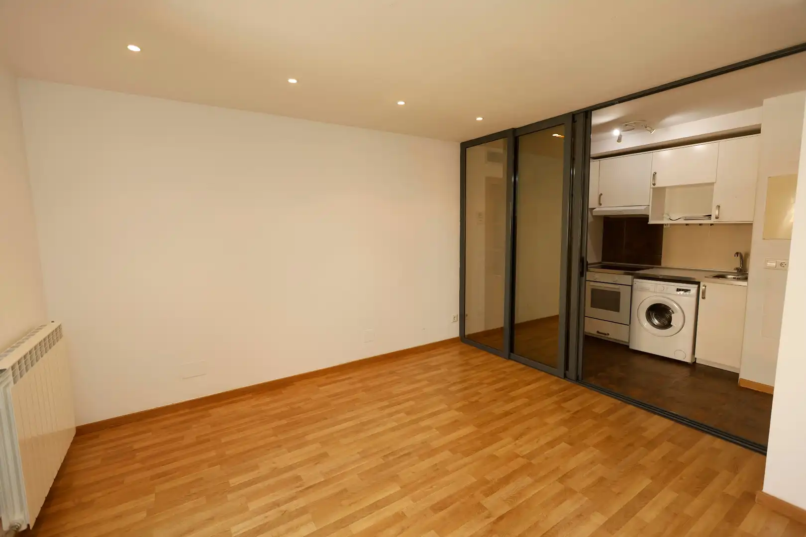 Apartamento en venta en Zaragoza con Aire acondicionado, Calefacción y Horno