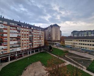 Vista exterior de Pis en venda en Vitoria - Gasteiz amb Calefacció, Terrassa i Traster