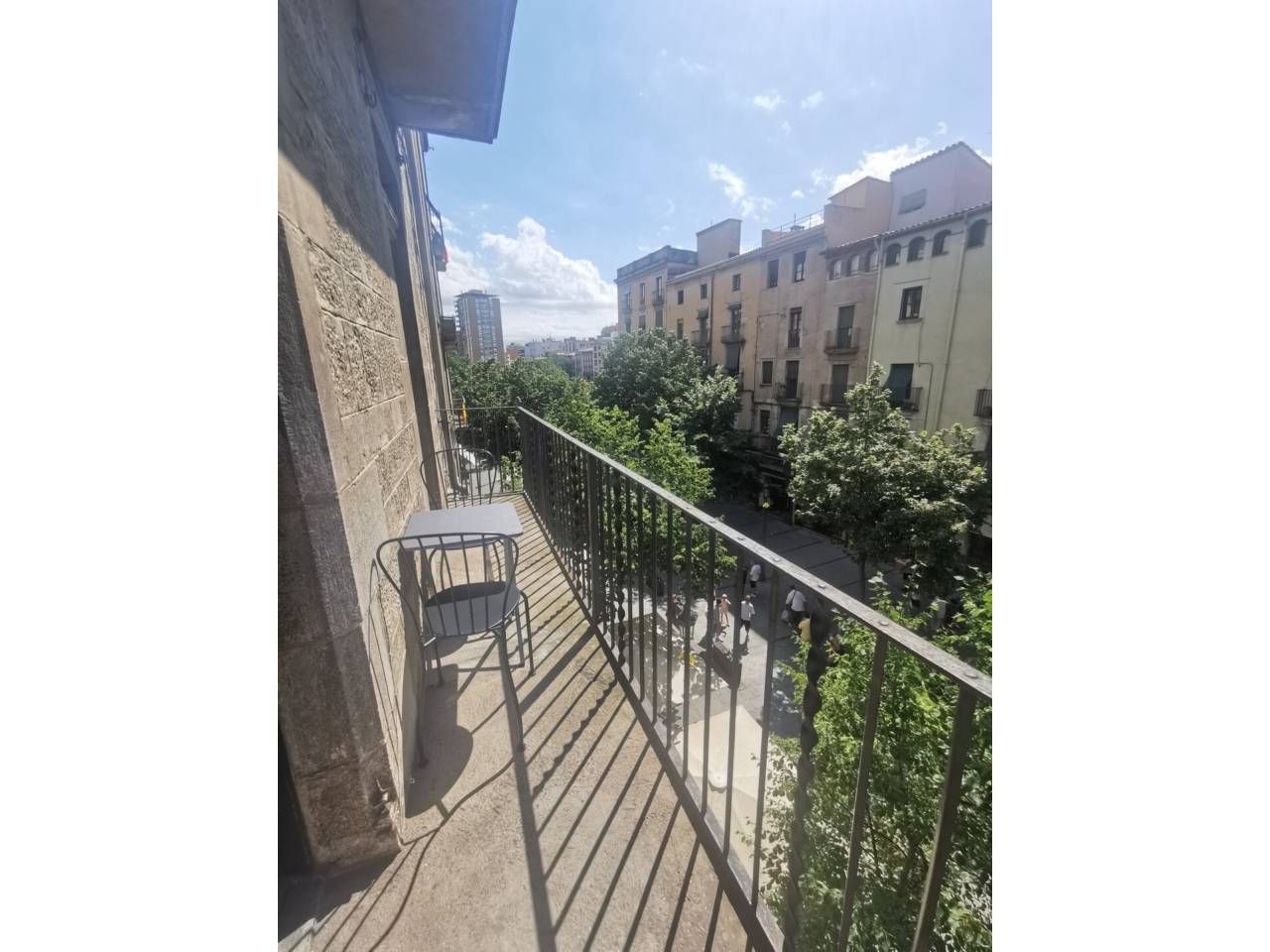 Terraza de Piso de alquiler en Girona Capital con Calefacción, Amueblado y Balcón