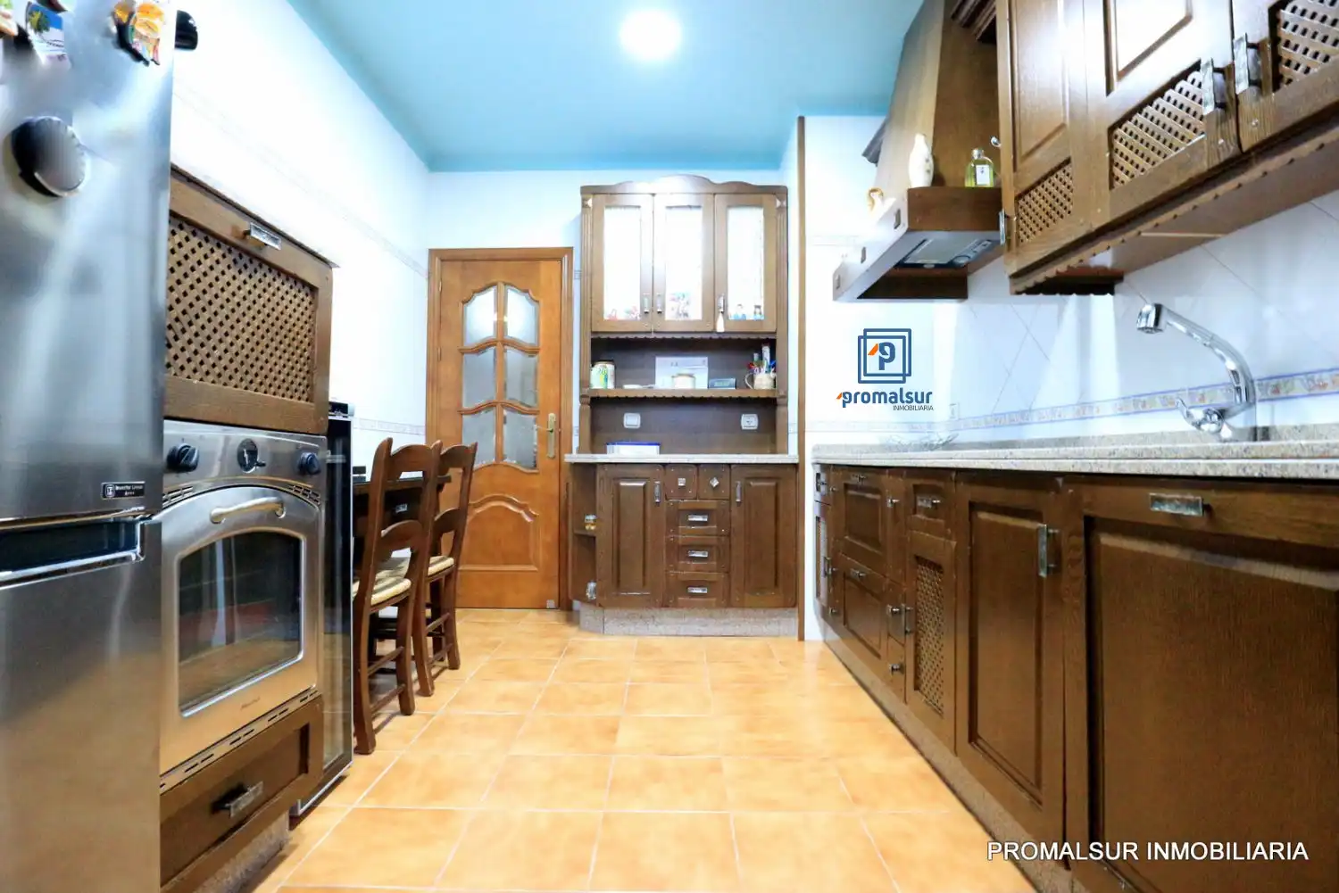 Cocina de Piso en venta en Écija con Calefacción, Terraza y Trastero