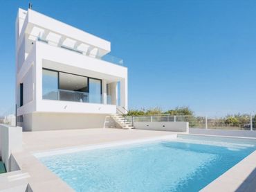 Xalet amb balcó en venda a Oliva Playa