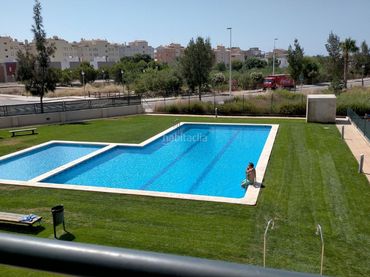 Apartment mit Pool zur Miete in Avinguda de la Generalitat 18
