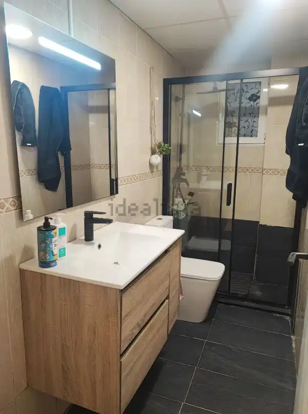 Baño de Piso en venta en Benaguasil con Aire acondicionado