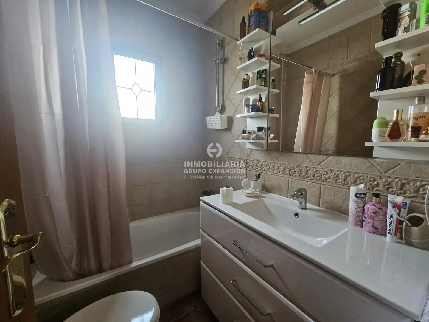 Baño de Casa o chalet en venta en Hondón de las Nieves / El Fondó de les Neus con Aire acondicionado, Calefacción y Jardín privado
