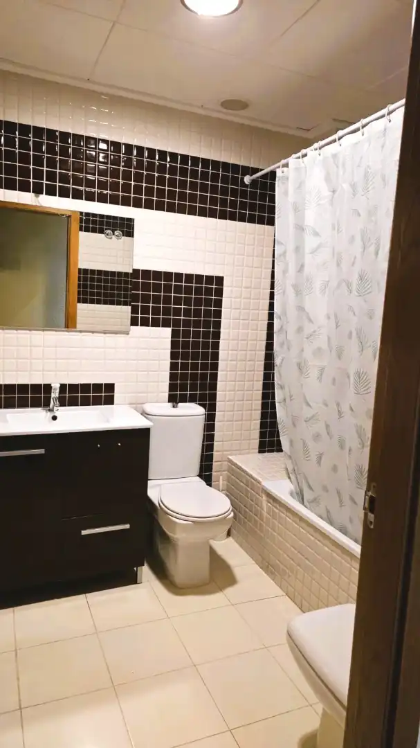 Bathroom of Ground floor for sale in Orihuela  with Parquet flooring, Terrace and Furnished