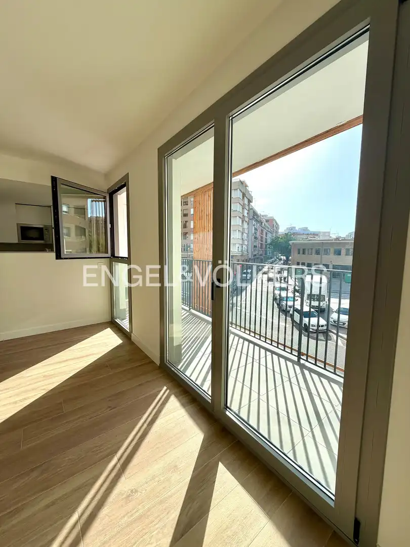 Balcony of Flat for rent in Valencia  with Air Conditioner, Heating and Private garden