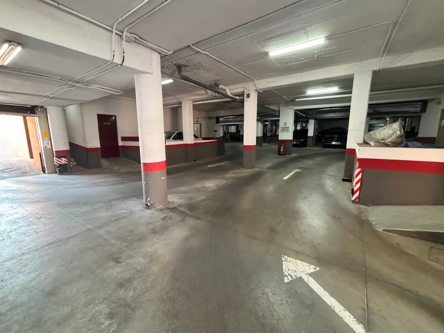 Parkplatz von Wohnung zum Verkauf in Madrid mit Klimaanlage, Heizung und Abstellraum