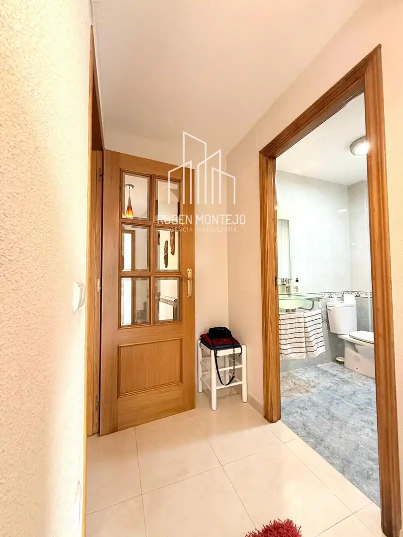 Einfamilien-Reihenhaus zum Verkauf in Matilla de los Caños del Río mit Heizung, Privatgarten und Terrasse