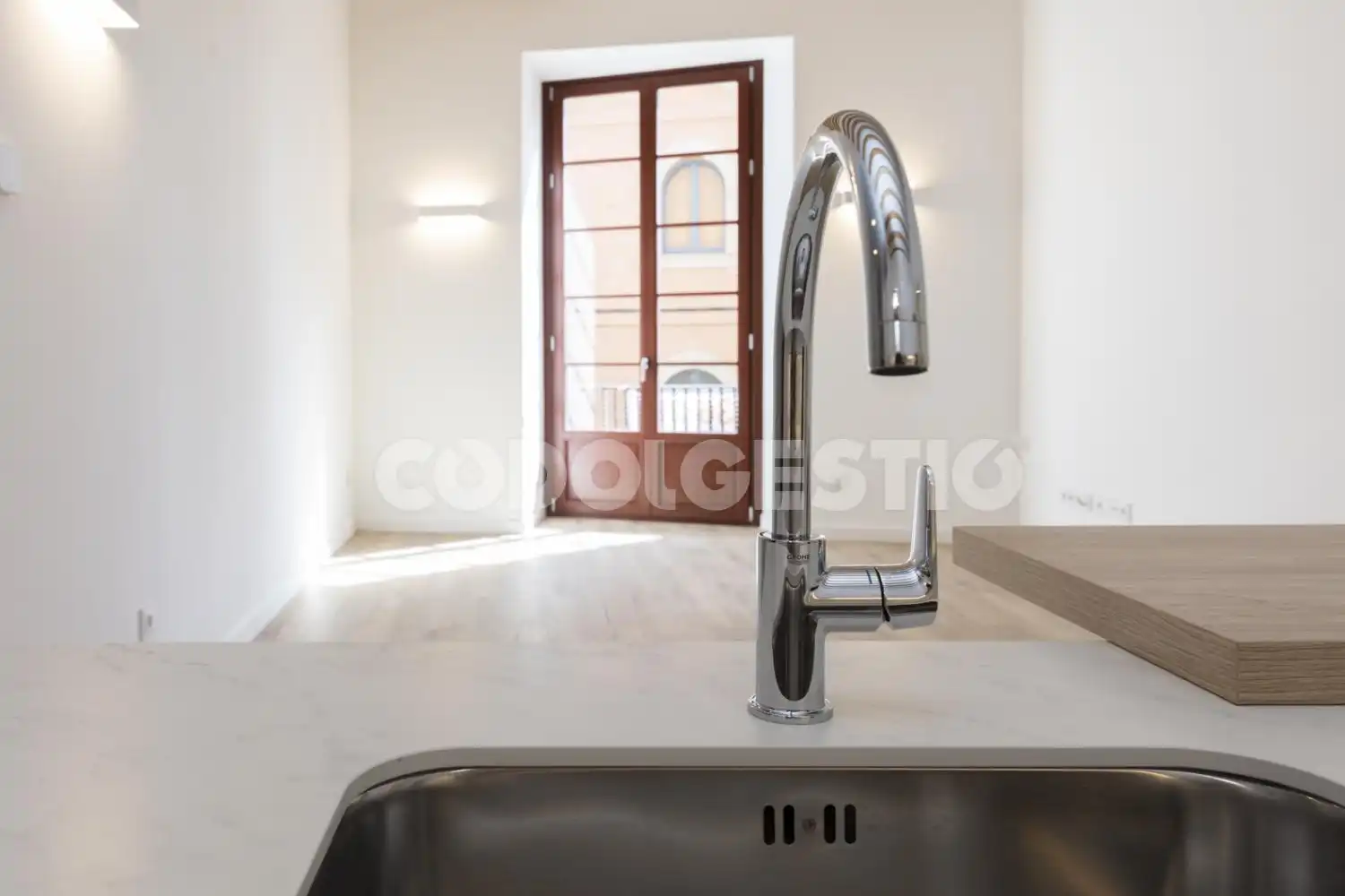 Cocina de Piso de alquiler en Vic con Balcón