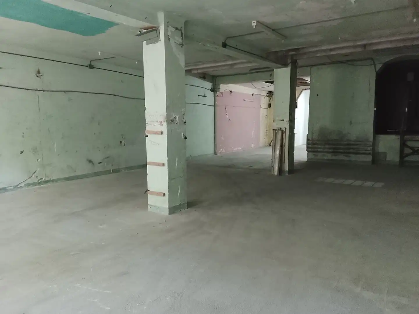Commercial properties for rent in Centre