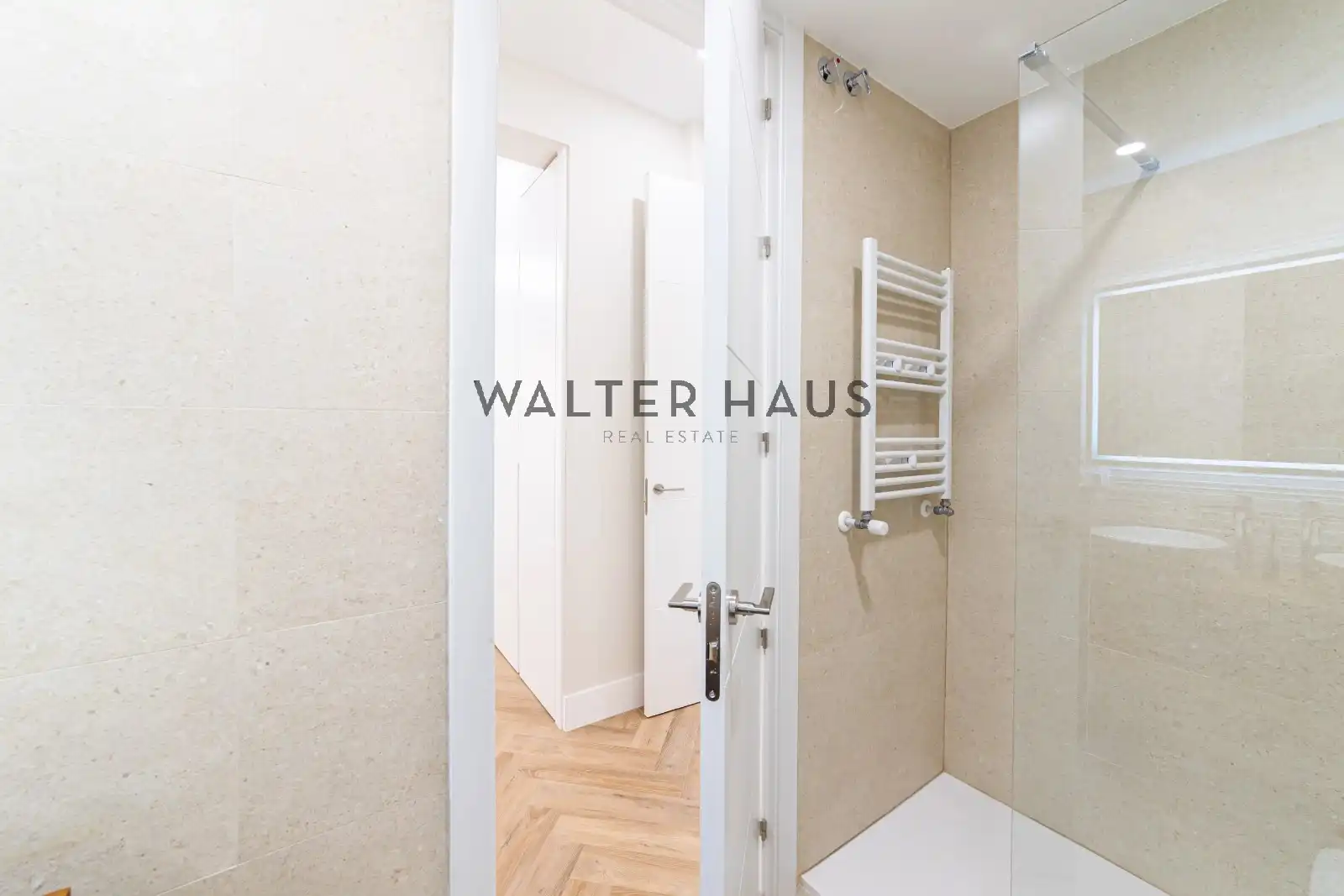 Flat with lift for sale in Calle de Fernán González, imagen 30