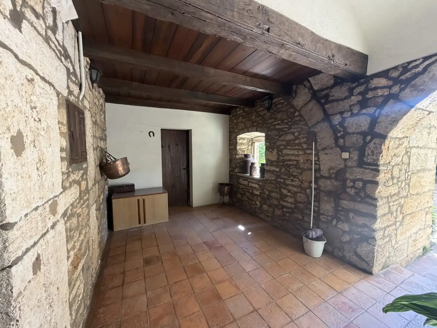 Finca rústica en venda en Banyoles amb Calefacció, Terrassa i Traster