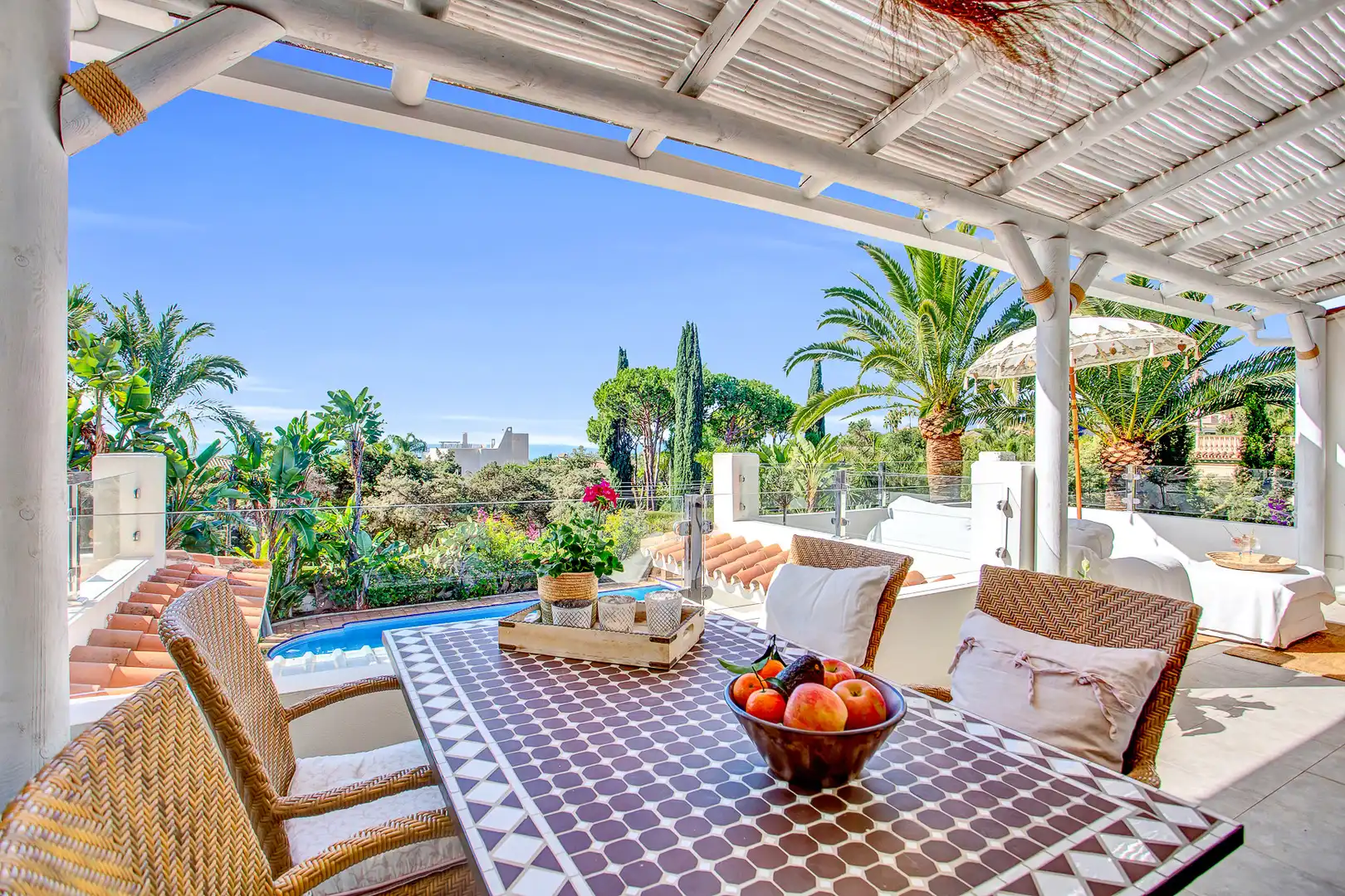 Terrassa de Casa o xalet de lloguer en Marbella amb Aire condicionat, Calefacció i Jardí privat