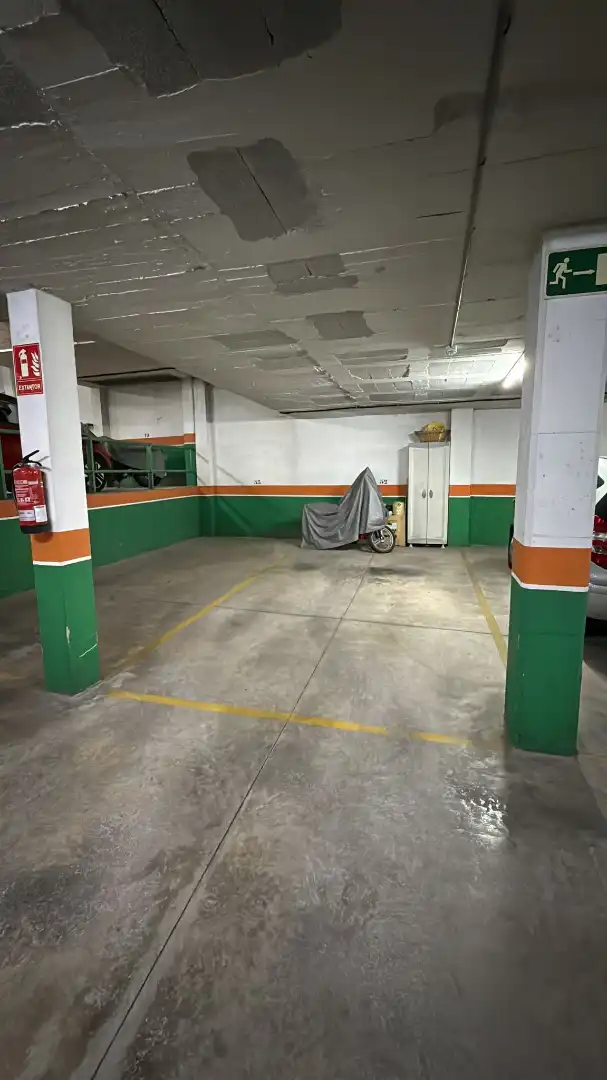 Individuel à louer à Carrer de Joan Abelló i Bufí 7, imagen 2
