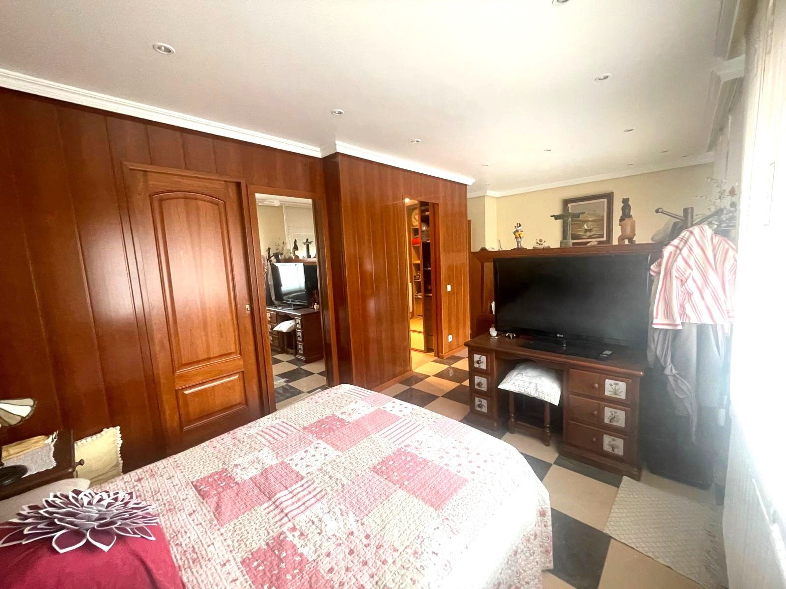 Habitación de Casa o chalet en venta en Castellbisbal con Terraza y Piscina