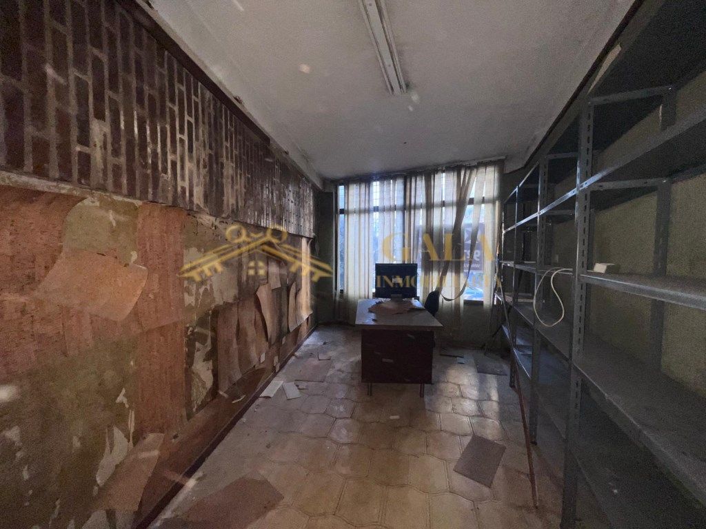 Geschaftsraum miete in Centro