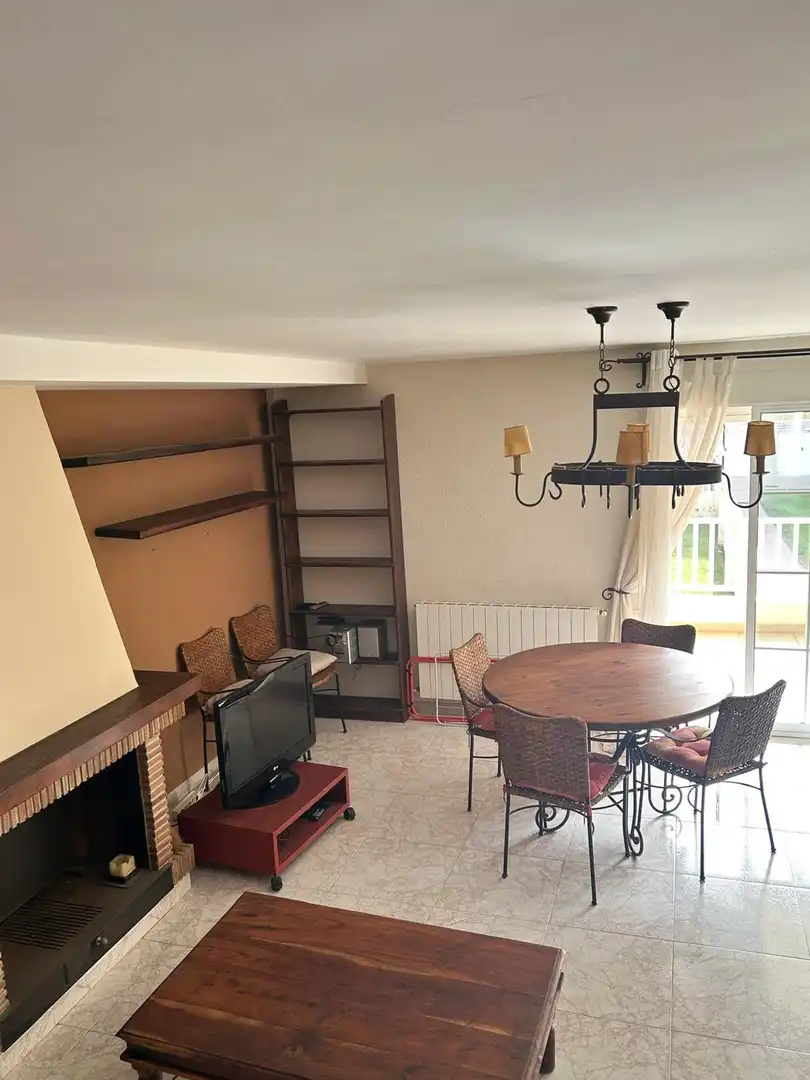 Sala de estar de Casa adosada en venta en Miramar con Calefacción, Jardín privado y Terraza