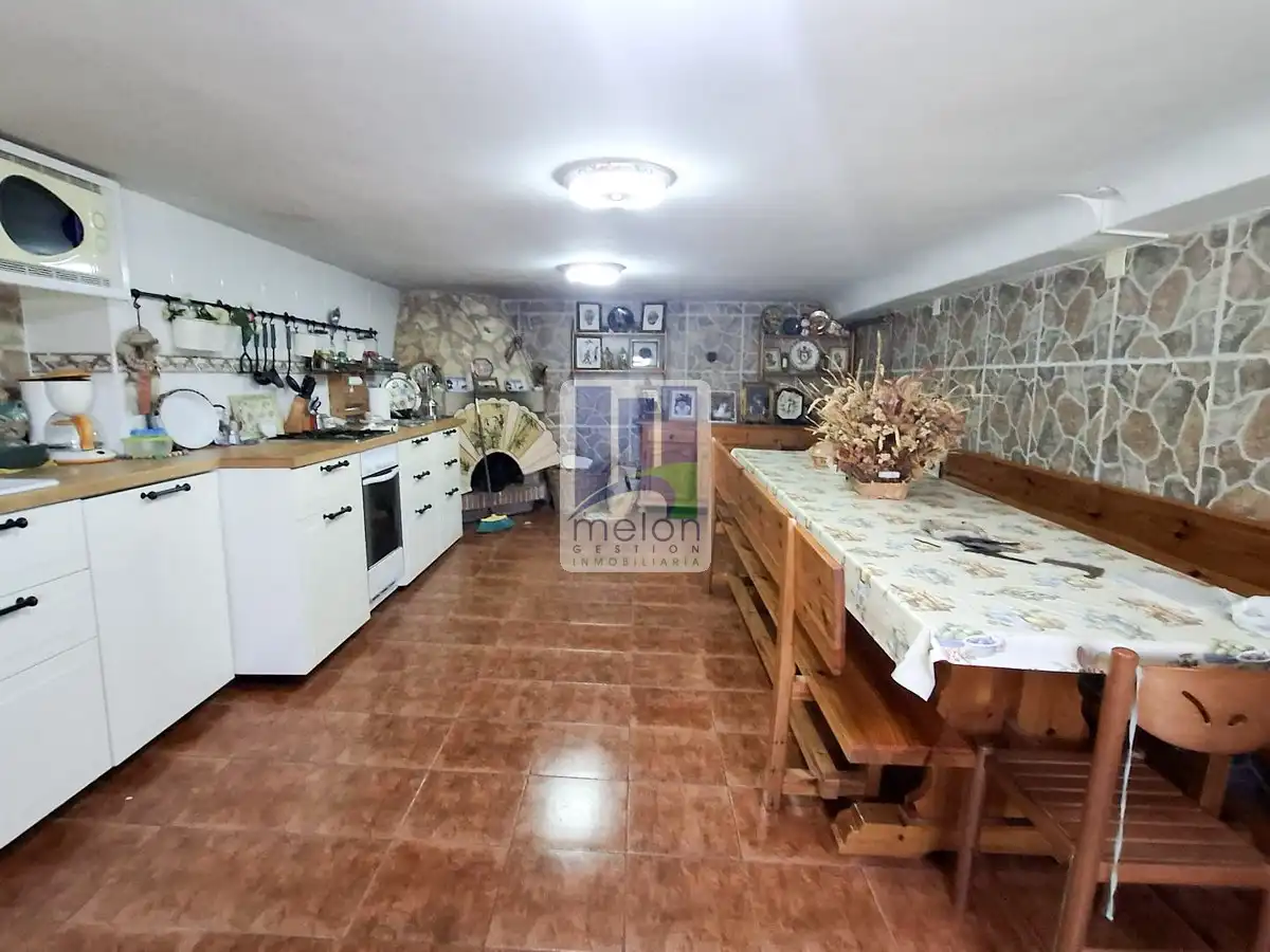Kitchen of Houses for sale in Carcedo de Burgos  with Storage room