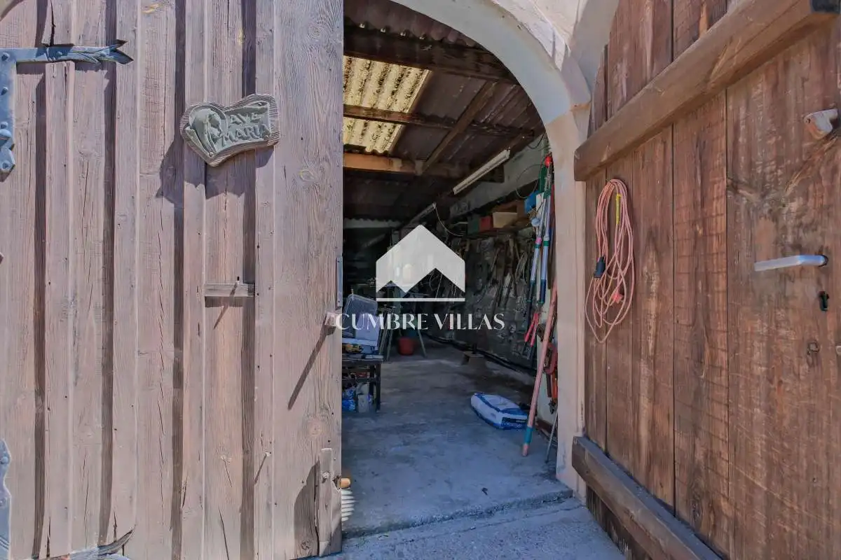 Finca rústica en venta en Almuñécar con Jardín privado, Terraza y Trastero