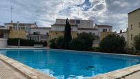 Piscina de Pis en venda en L'Escala amb Terrassa i Piscina comunitària