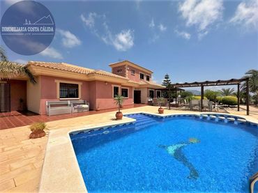 Xalet amb piscina en venda a Diseminado Cope 2